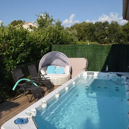 Lagoon Corsica Villa